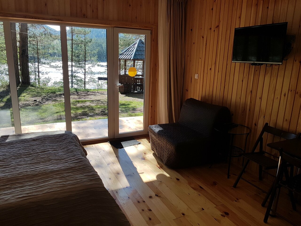 Гостевой дом База Отдыха Любава Манжерок